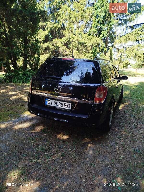 Універсал Opel Astra 2007 в Миргороді