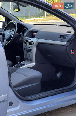 Универсал Opel Astra 2007 в 