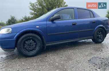 Седан Opel Astra 2008 в Тернополе