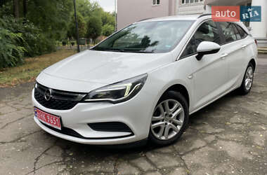 Универсал Opel Astra 2018 в 