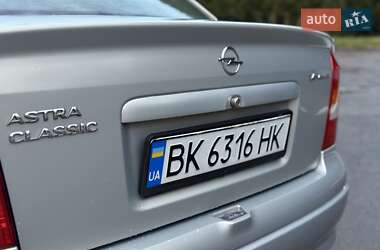Седан Opel Astra 2008 в 