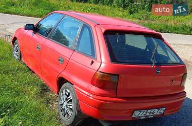 Хэтчбек Opel Astra 1996 в 