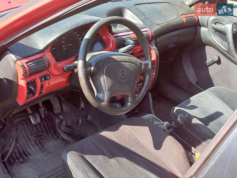 Хэтчбек Opel Astra 1996 в Самборе