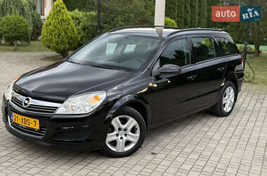 Универсал Opel Astra 2009 в 
