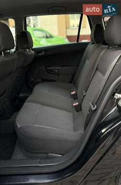 Универсал Opel Astra 2009 в 