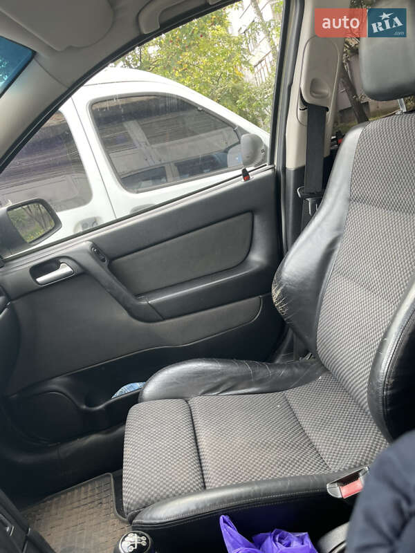 Седан Opel Astra 2007 в Сумах