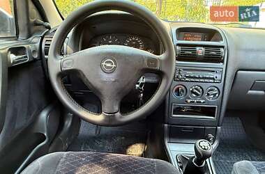 Универсал Opel Astra 2000 в 