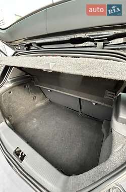 Хэтчбек Opel Astra 2012 в 