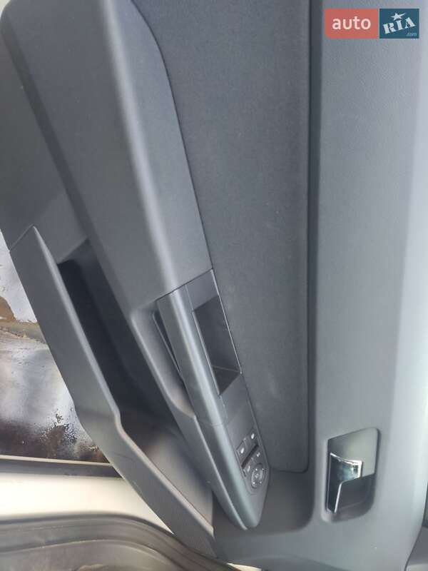 Хэтчбек Opel Astra 2013 в Харькове