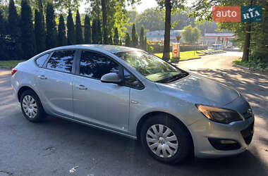 Седан Opel Astra 2016 в 