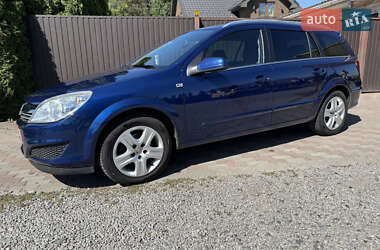 Универсал Opel Astra 2008 в Липовой Долине