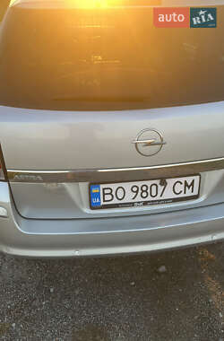 Универсал Opel Astra 2009 в 