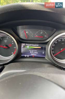 Универсал Opel Astra 2016 в 