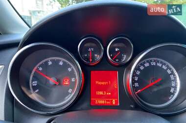 Универсал Opel Astra 2012 в 