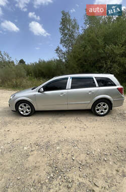 Универсал Opel Astra 2006 в 