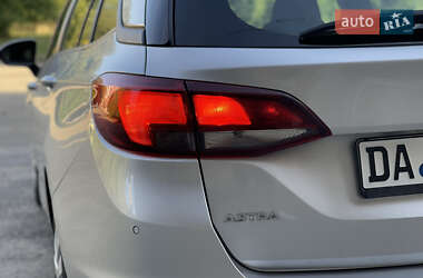 Универсал Opel Astra 2019 в 
