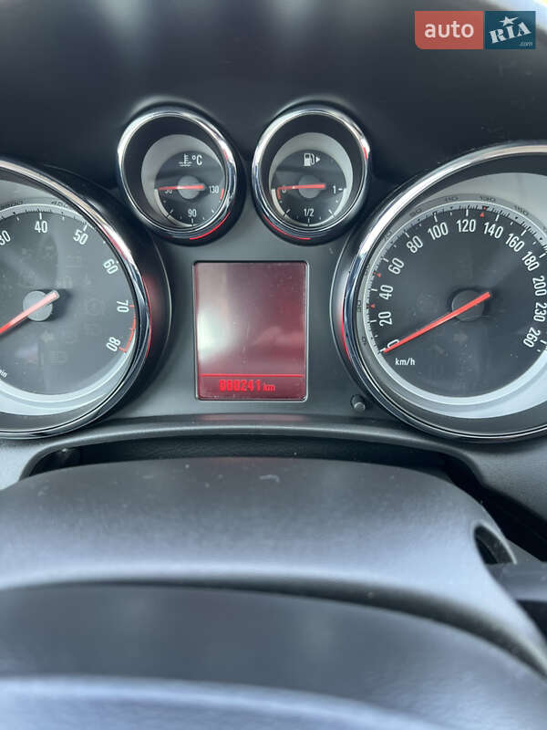 Седан Opel Astra 2019 в Киеве