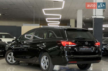 Универсал Opel Astra 2016 в 