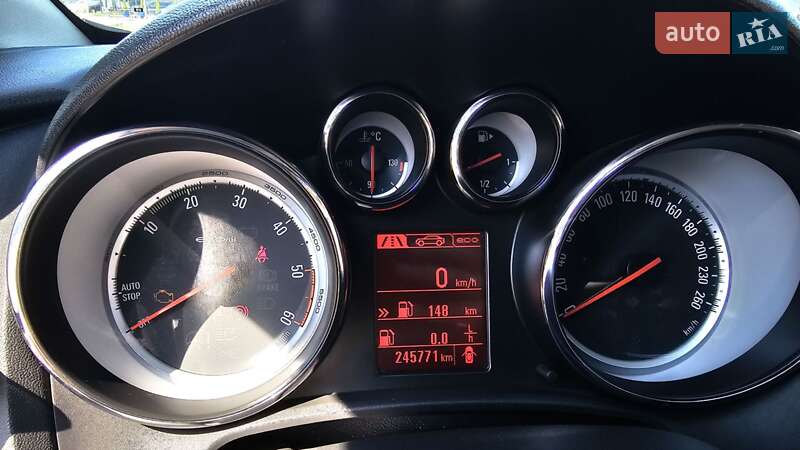 Седан Opel Astra 2012 в Луцке фото 7 Седан Opel Astra 2012 в Луцке