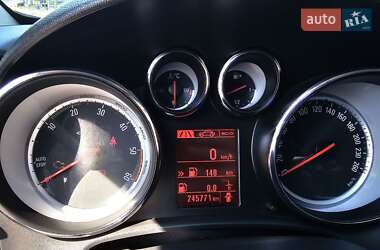 Седан Opel Astra 2012 в 