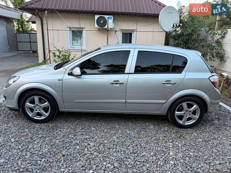 Хэтчбек Opel Astra 2005 в Львове фото 4 Хэтчбек Opel Astra 2005 в Львове