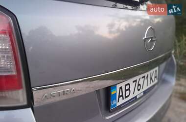 Универсал Opel Astra 2007 в 