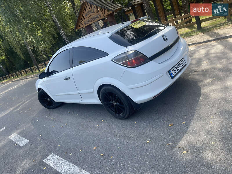 Хэтчбек Opel Astra 2006 в Мене