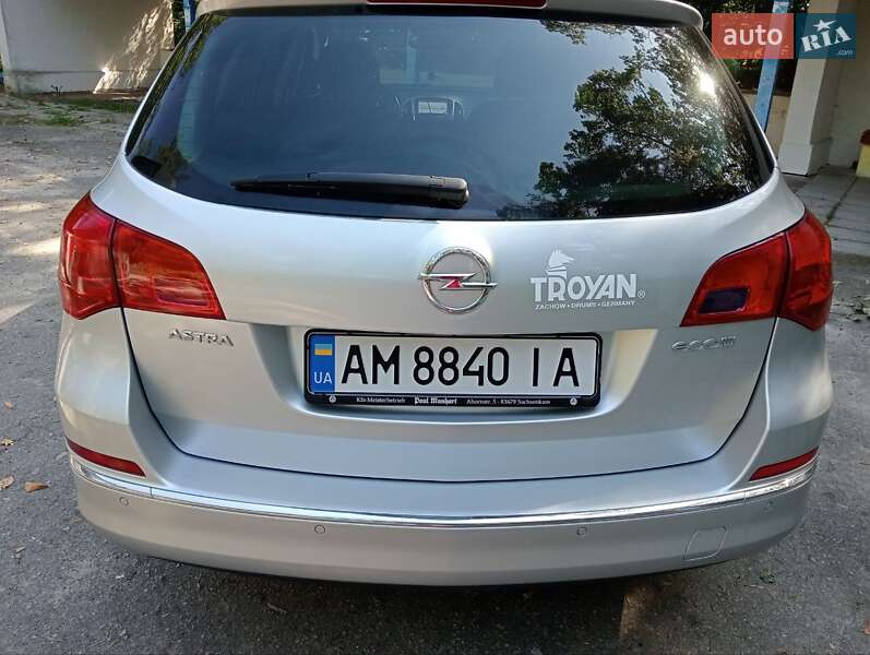 Opel Astra 2015