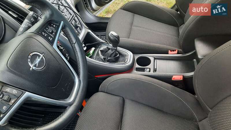 Универсал Opel Astra 2015 в Житомире фото 20 Универсал Opel Astra 2015 в Житомире
