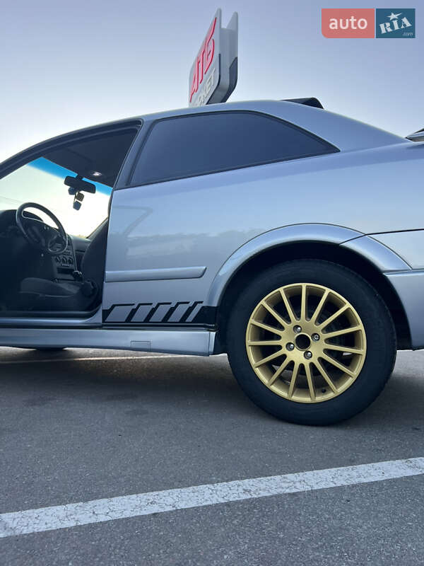 Хэтчбек Opel Astra 2002 в Киеве