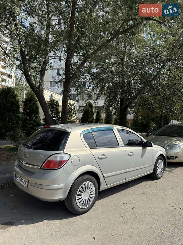 Opel Astra 2006