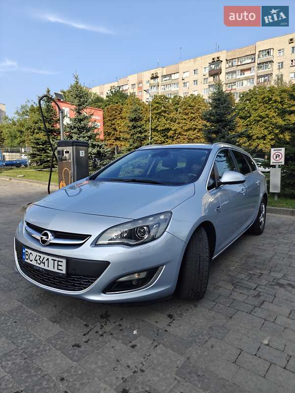 Opel Astra 2014
