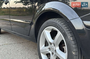 Универсал Opel Astra 2007 в 