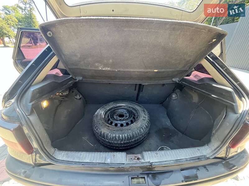 Хэтчбек Opel Astra 1993 в Дрогобыче