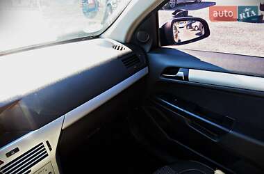 Универсал Opel Astra 2006 в 
