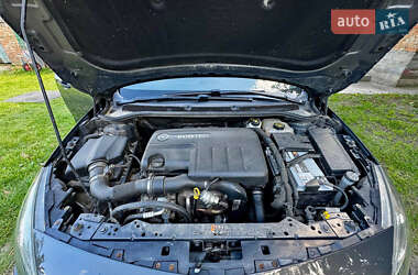 Универсал Opel Astra 2014 в 