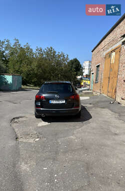 Универсал Opel Astra 2012 в 