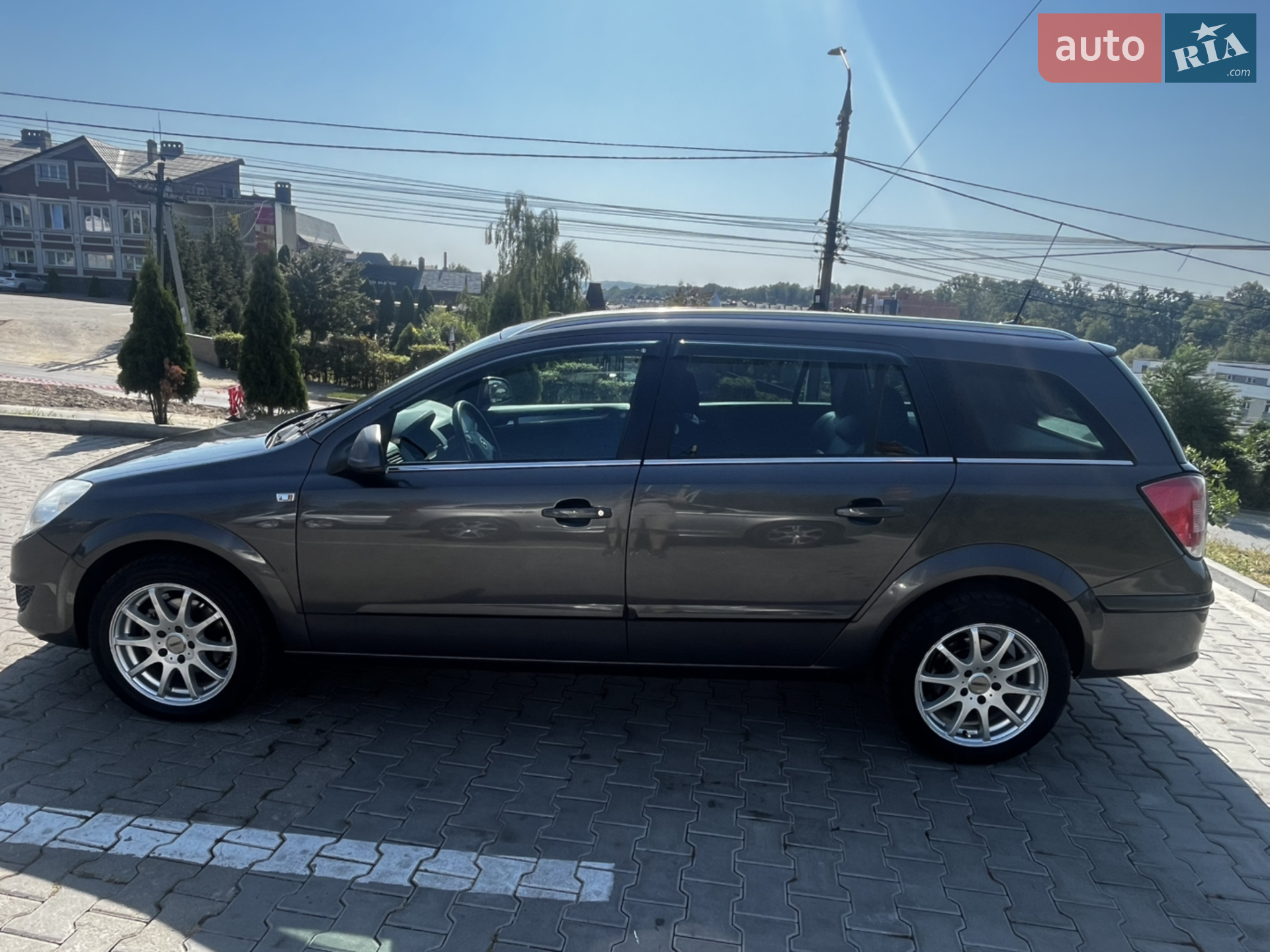 2010 Opel Astra - мініатюра 2