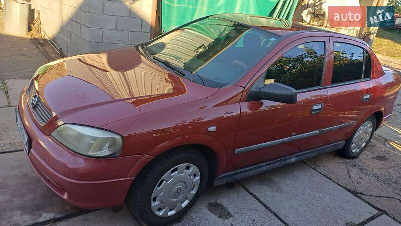 Седан Opel Astra 2007 в Тараще фото 3 Седан Opel Astra 2007 в Тараще