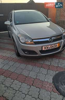 Універсал Opel Astra 2006 в Харкові