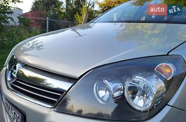 Универсал Opel Astra 2010 в 