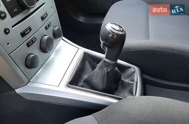 Универсал Opel Astra 2010 в 