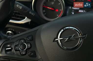 Универсал Opel Astra 2017 в 