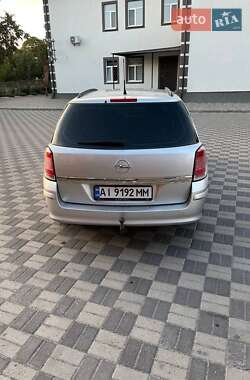 Універсал Opel Astra 2006 в 