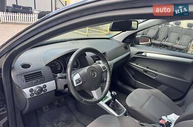 Универсал Opel Astra 2009 в 