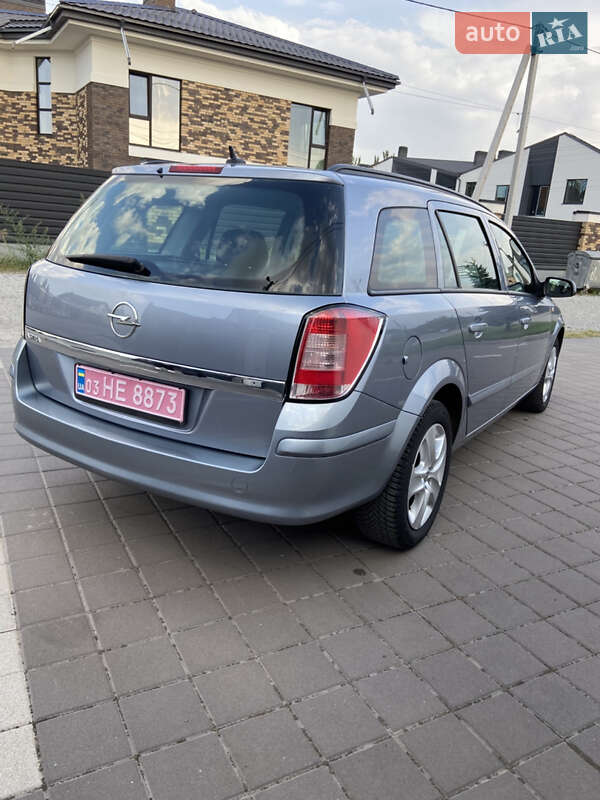 Универсал Opel Astra 2008 в Белой Церкви