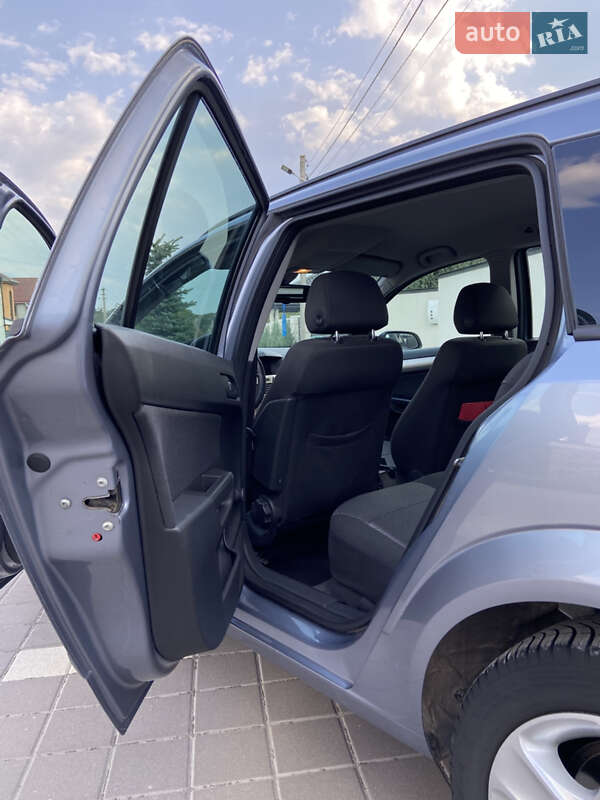 Универсал Opel Astra 2008 в Белой Церкви