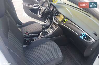 Универсал Opel Astra 2018 в Золочеве