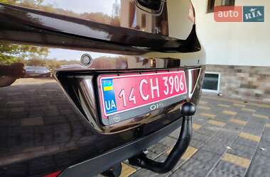 Хетчбек Opel Astra 2013 в 