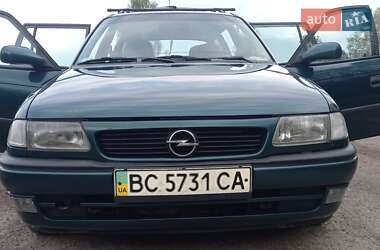 Універсал Opel Astra 1998 в Самборі